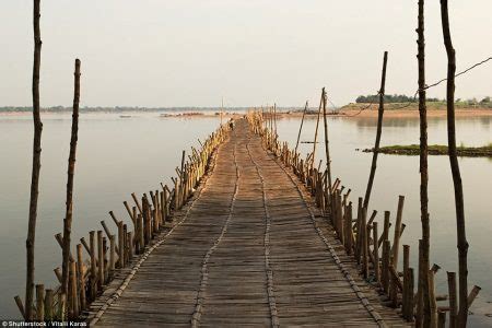 Amazing Cambodian Bamboo Bridge Rebuilt Every Year - Charismatic Planet