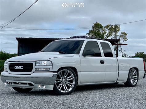 2001 GMC Sierra 1500 with 22x9 24 Factory Reproductions Fr55 and 265/40R22 Delinte DS8 and ...