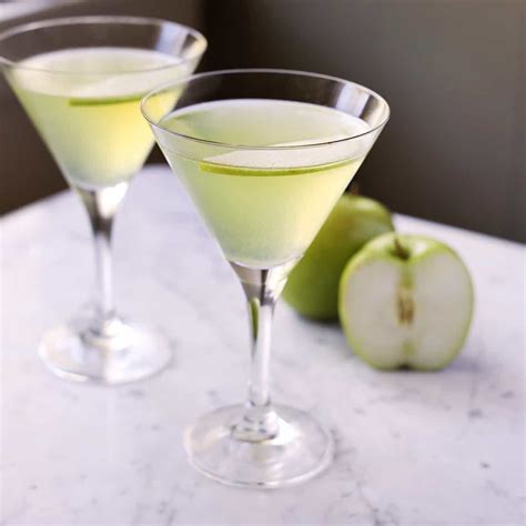 Appletini - A Beautiful Mess