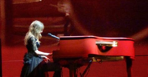 Fotos: All Too Well - RED Tour | Giras - El Rincón de Taylor | Todo lo que necesitas saber sobre ...