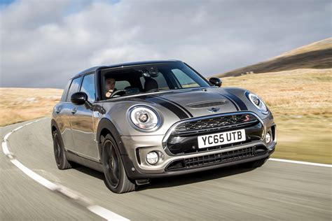 MINI Cooper S Clubman ALL4 2016 review | Auto Express