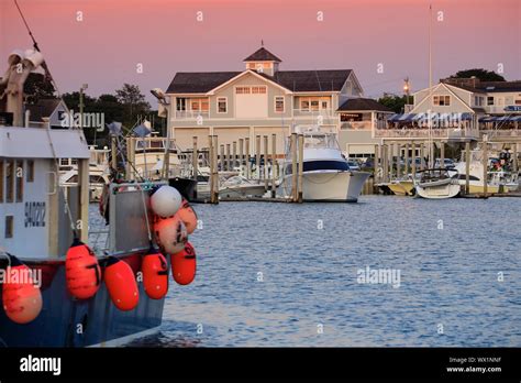 Hyannis harbor sunset hi-res stock photography and images - Alamy