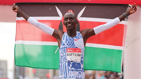 Chicago Marathon 2023: Kelvin Kiptum smashes Eliud Kipchoge's world record