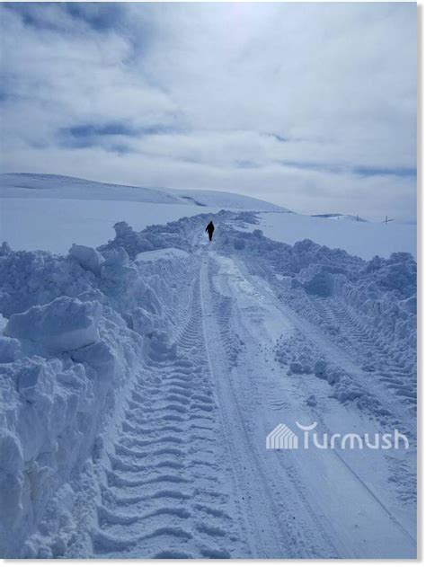 One meter of snow falls in Issyk-Kul region of Kyrgyzstan — Earth ...