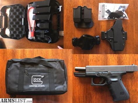 ARMSLIST - For Sale: Glock 19 Gen 4 w/accessories