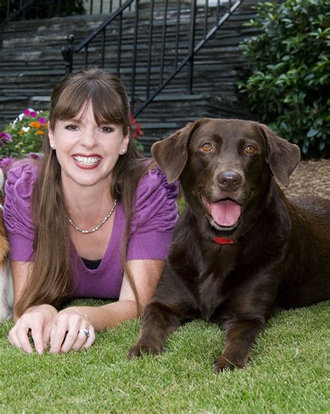 Victoria Stilwell Shares Tips to Stop Dogs From Biting Crate Training ...