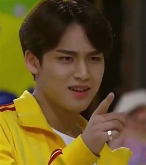 Mingyu • Meme • Seventeen • Meme Face • #Mingyu • #Seventeen | Seventeen, Meme faces, Mingyu