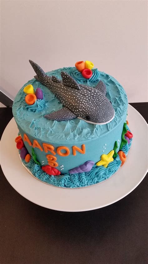 the whale shark cake.20 Best Shark Birthday Cake | Whale birthday cake ...