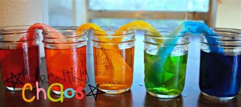 Crawling Colors! A FUN Color Mixing Science Experiment