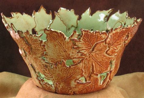 Leaf bowl | Handcrafted pottery, Clay pottery, Pottery handbuilding