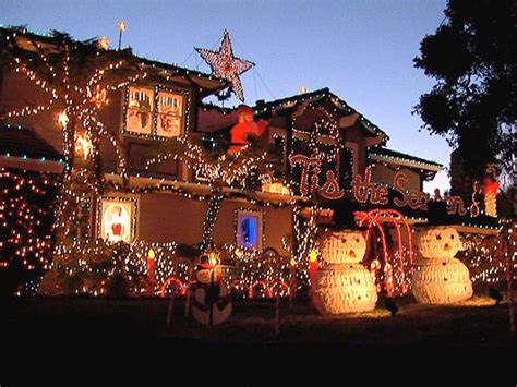 Deck the house with lots of lights | HGTV