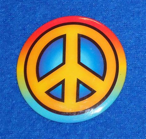 60S & 70S PEACE SIGN SYMBOL PIN BRITISH CAMPAIGN LOGO FOR NUCLEAR DISARMAMENT