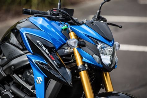 Review: 2017 Suzuki GSX-S750 shamelessly begs for a thrashing