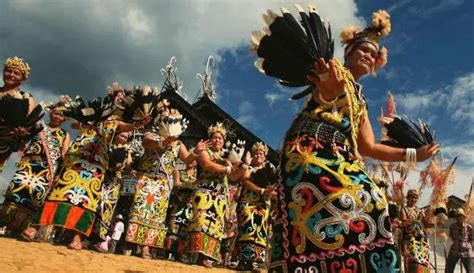 7 Tarian Dayak Ini Memiliki Filosofi Hidup - IndonesiaJuara