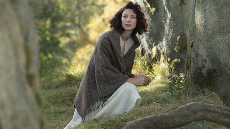 Outlander Review Episode 1: Sassenach {SPOILERS} Acordes - Chordify