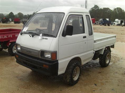 1998 DAIHATSU S83P JUMBO 4X4 HIJET MINI TRUCK, - J.M. Wood Auction ...