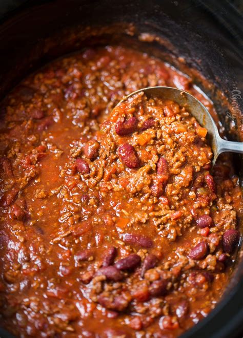 Classic Beef and Bean Slow Cooker Chili - The Chunky Chef