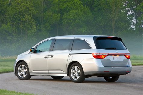 2011 Honda Odyssey Touring Elite Unveiled - autoevolution