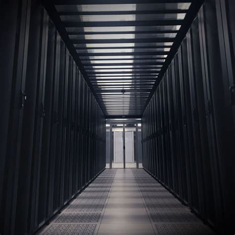 Data Center Aisle Containment Solutions | HAC & CAC | Enconnex