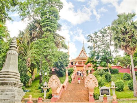 Wat Phnom, Phnom Penh | Absolutecambodia