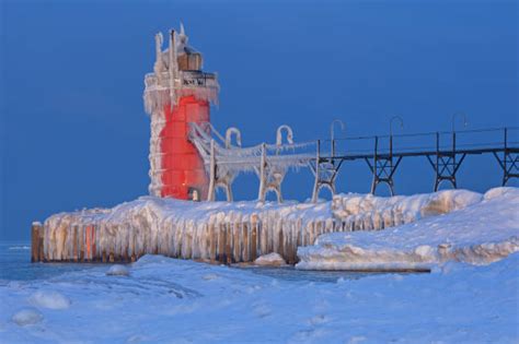 90+ Michigan Lighthouse Catwalk Winter Stock Photos, Pictures & Royalty ...