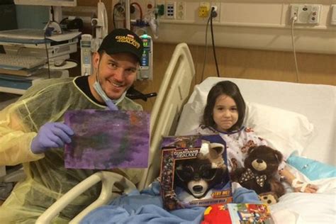 Chris Pratt Visits Patients at CHOC Children's Hospital - Celebrity Visits