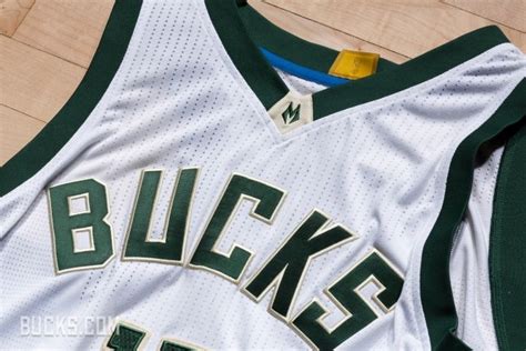 Milwaukee Bucks Unveil New Uniforms (PHOTOS) | Milwaukee bucks ...