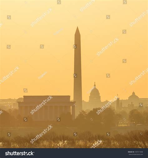 Washington Dc Skyline Sunrise Including Lincoln Stock Photo 187411058 ...