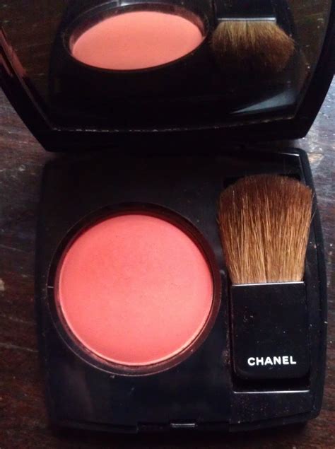 Lacroix the Beauty Blog: Chanel Frivole Blush Spring 2013 reviewed