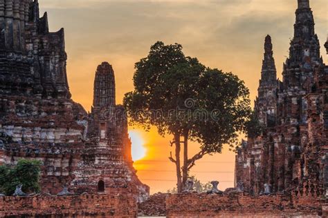 An Ancient Ruin of Wat Chaiwatthanaram with the Sunset Stock Image - Image of clouds, landscape ...