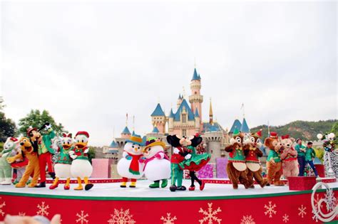 CELEBRATE CHRISTMAS AT HK DISNEYLAND! - I VALUE MY LIFE