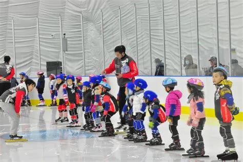 Ice Skating Dome Ensures Your Maximum Ice-Sports Fun - METASPACE