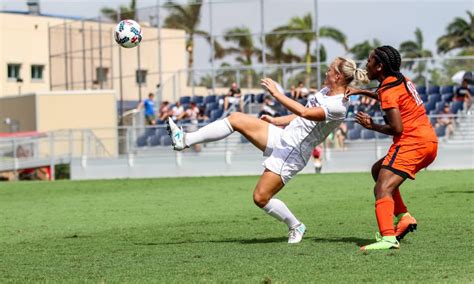 Gallery: FAU Women’s Soccer Versus UTEP – UNIVERSITY PRESS