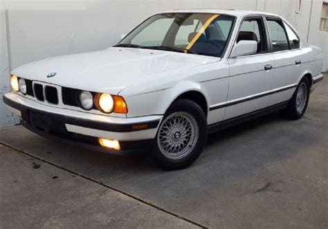 BMW 5 Series 1988 - Cars evolution