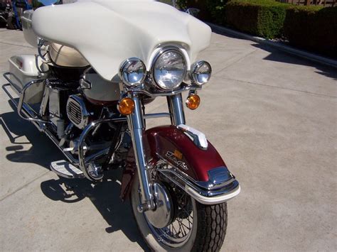 Restored Harley-Davidson FLH Touring - 1970 Photographs at Classic Bikes Restored |Bikes Restored