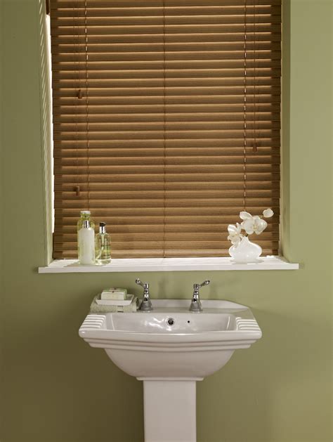 The Best Blinds For A Bathroom - Just Blinds