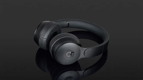 Beats by Dr. Dre Solo Pro Review | headphonecheck.com