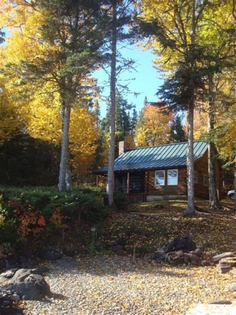 Cozy & Charming Lakefront Log Cabin (Rangeley, ME) - Cabins for Rent in Rangeley, Maine, United ...