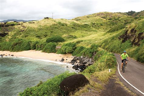 Bicycling Moloka‘i Hawaiʻi | Cycling Moloka‘i’s Less-Traveled Trails