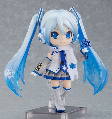 Hatsune Miku – Snow Miku Nendoroid Doll by Good Smile Company – Neko Magic