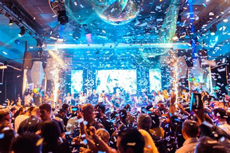 Top 10 Best Nightclubs in New York for the Nightlife Experience