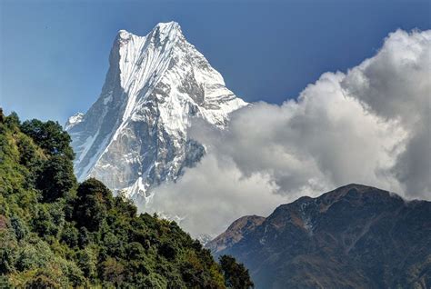 Annapurna Sanctuary Trek 10 Days Itinerary, Cost & Difficulty