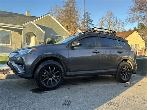 Toyota RAV4 Lift Kit: Everything You Need to Know (Photos)