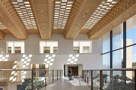 10 Benefits of natural light in architecture - RTF | Rethinking The Future