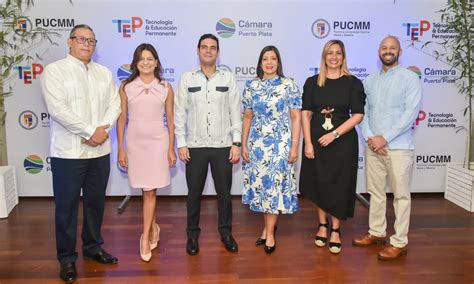 TEP de la PUCMM presenta su oferta académica en Puerto Plata - Prensa | Pontificia Universidad ...