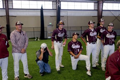 Maple Mountain High School unveils indoor practice facility | News, Sports, Jobs - Daily Herald