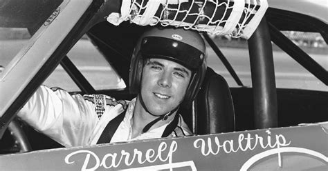 10 Fast Facts About Darrell Waltrip