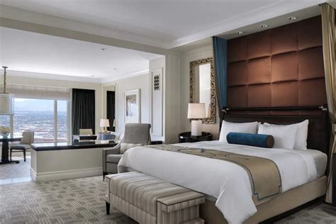 The Palazzo® Las Vegas | Luxury King Suite | Las Vegas Suites | Vegas ...