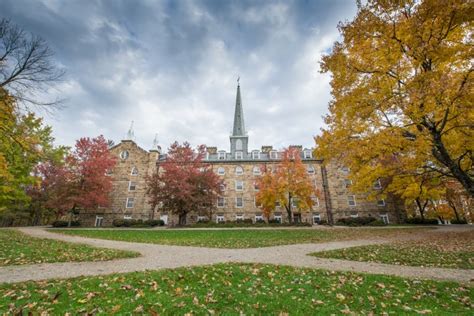 Kenyon on a Tour | Kenyon College