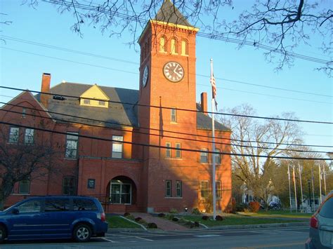 Plaistow Town Hall, Plaistow, NH - SFC Engineering Inc.